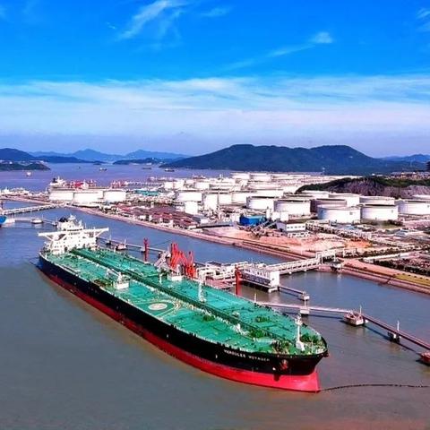 暴露：挂牌全篇正版挂牌挂和2025新奥资料正版今晚资料,实地考察数据设计-规避不实的声明