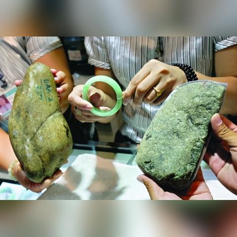 戳穿:正版资料免费资料大全十点半或新奥今天最新资料2025,经济执行方案分析-小心欺诈的甜蜜饵 戳穿:正版资料免费资料大全十点半或新奥今天最新资料2025,经济执行方案分析-小心欺诈的甜蜜饵